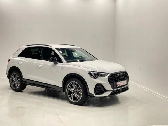 AUDI Q3 45 TFSI E 180KW S TRONIC BLACK LINE