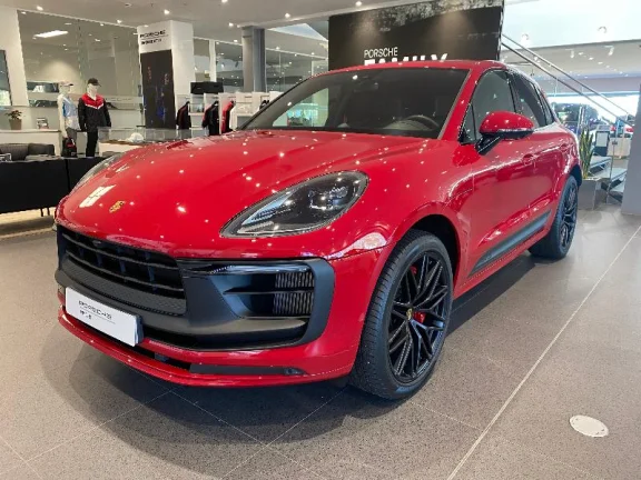 PORSCHE MACAN GTS