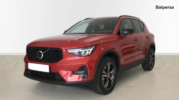 VOLVO XC40 2.0 B3 G PLUS DARK AUTO