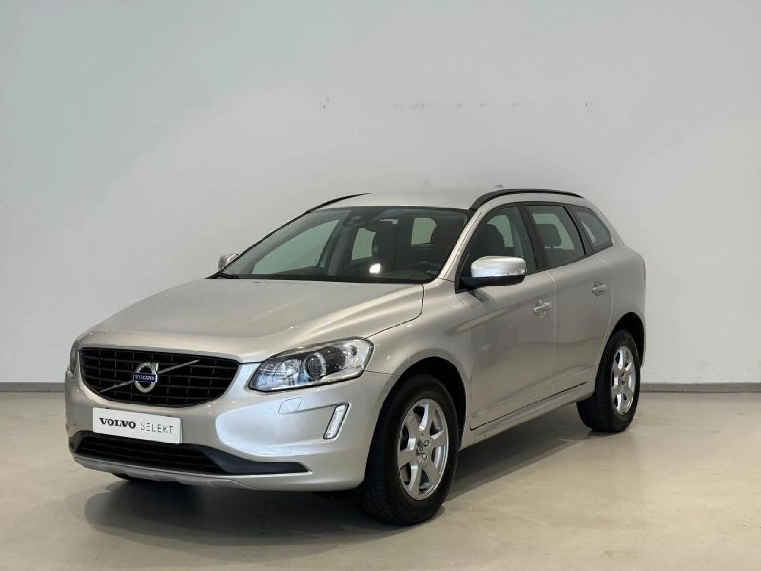 VOLVO XC60 2.0 D3 MOMENTUM - Foto 1