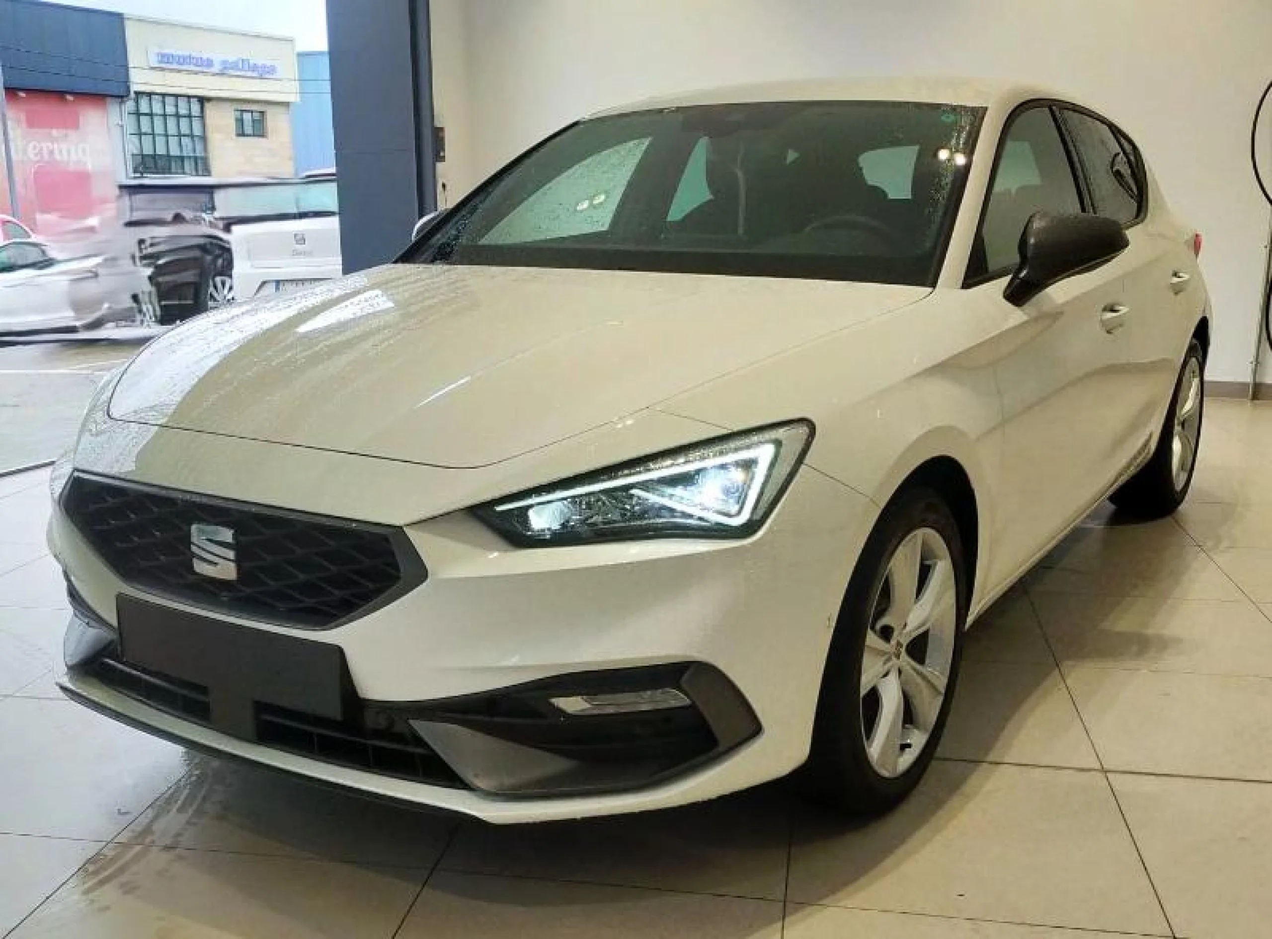 SEAT LEON LEON 2.0 TDI 110 KW (150 CV) DSG FR XL VISION 2024 - Foto 1