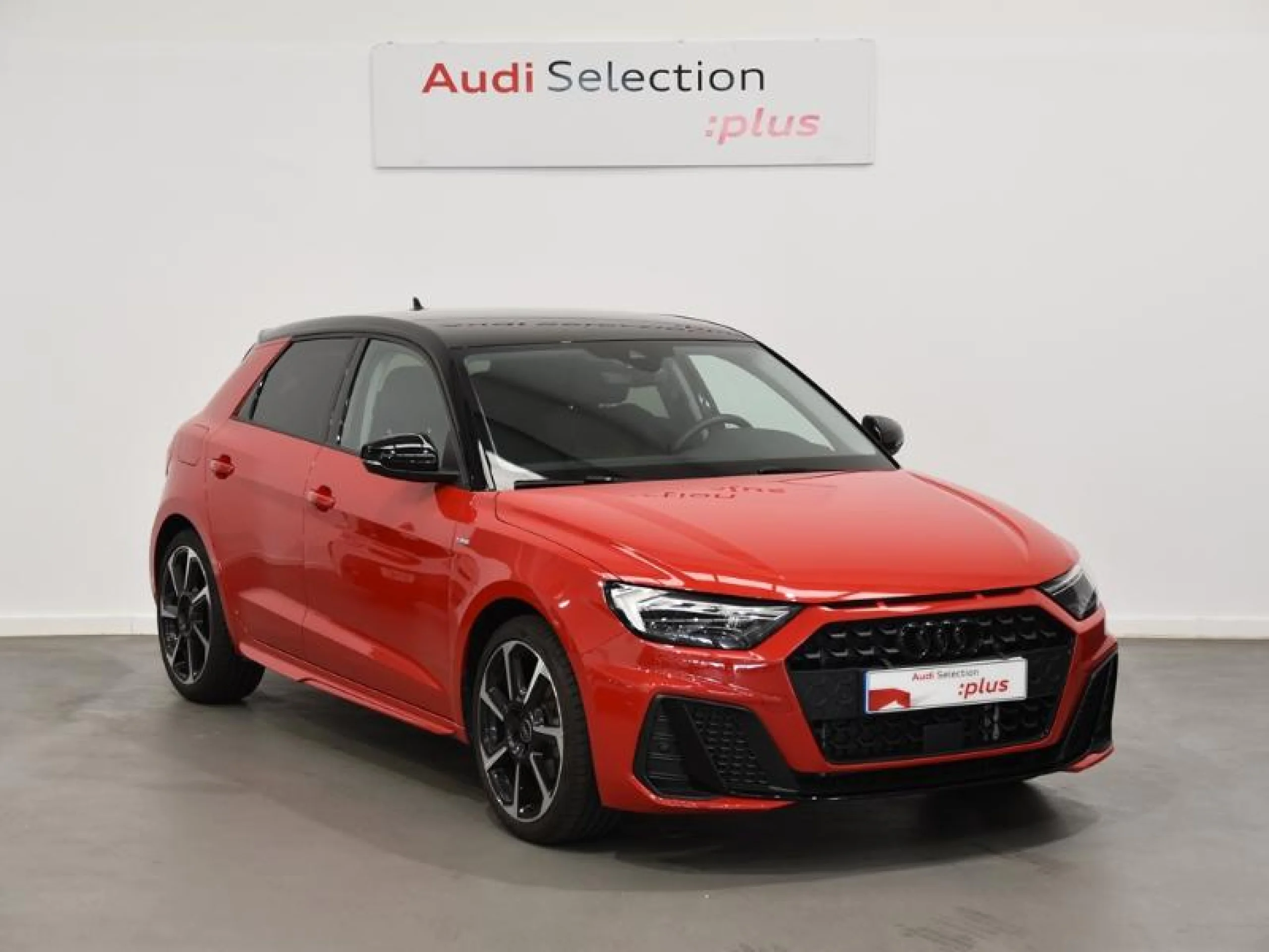 AUDI A1 SPORTBACK ADRENAL BLACK 30TFSI 81KW S TR - Foto 1