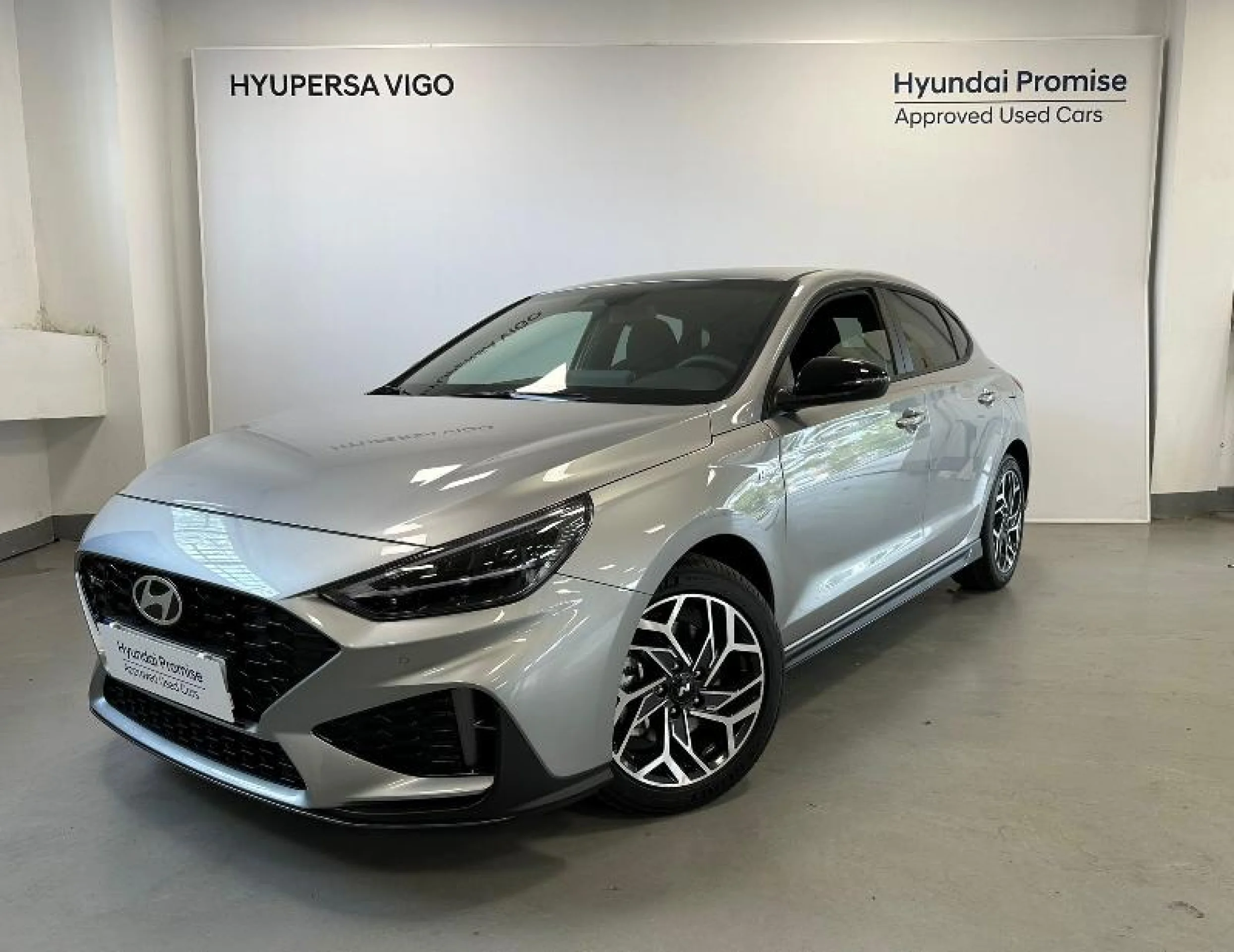 HYUNDAI I30 1.0 TGDI N LINE SE FASTBACK - Foto 1