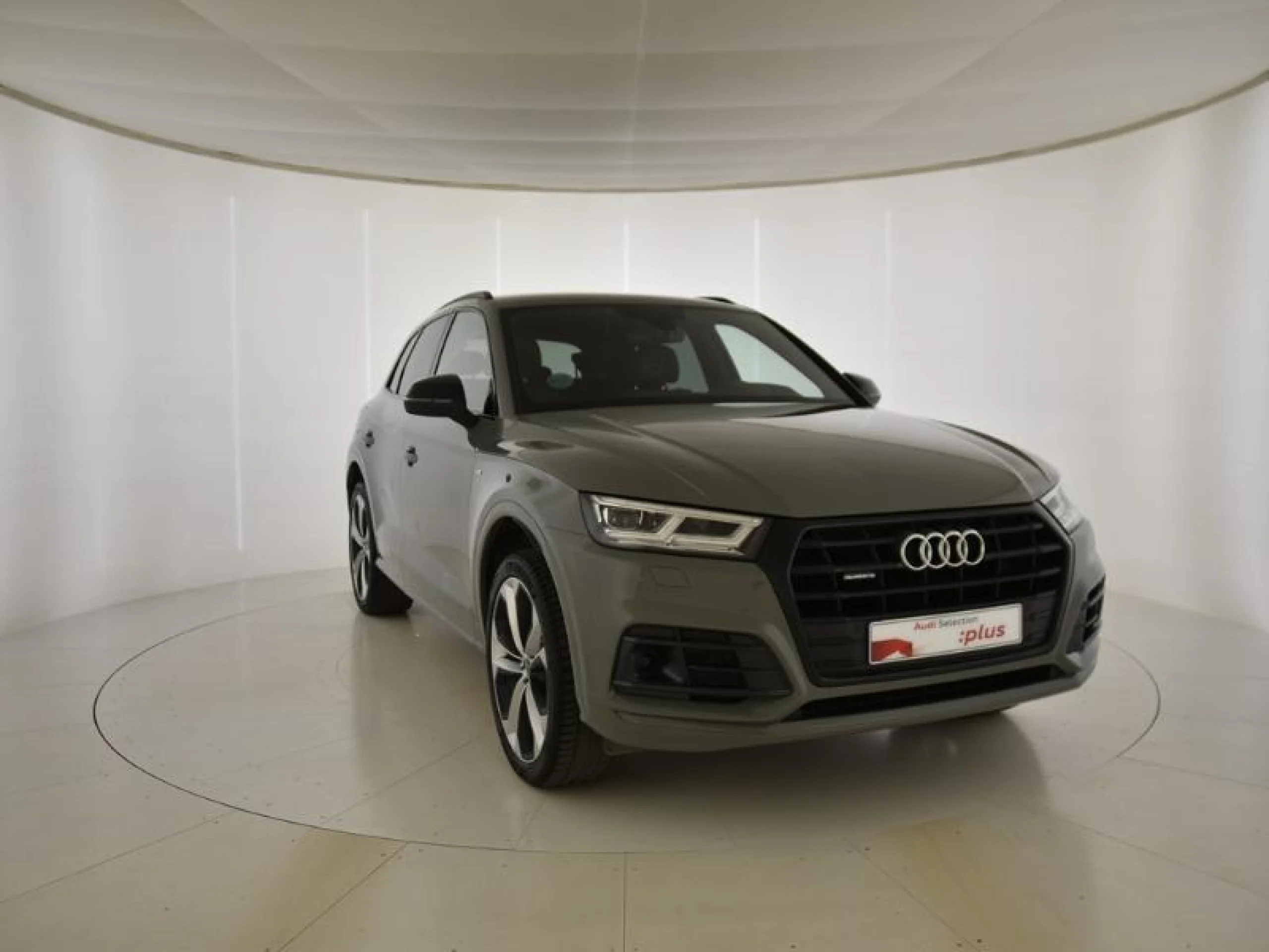 AUDI Q5 BLACK LINE 40 TDI 140KW QUATTRO S TRONIC - Foto 1