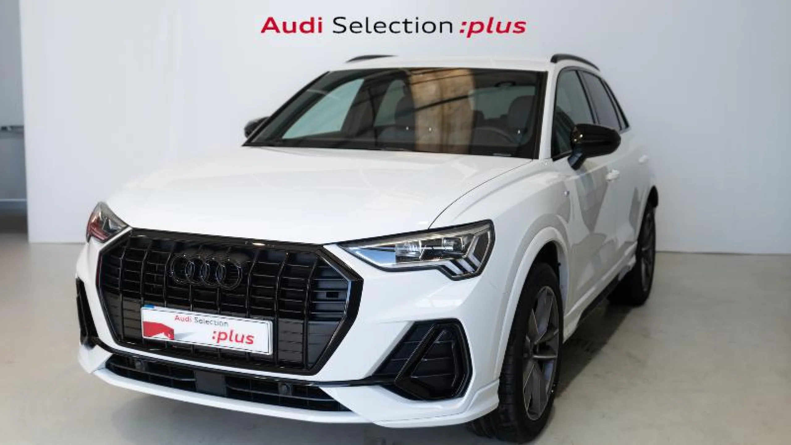 AUDI Q3 BLACK LINE 35 TDI 110KW (150CV) S TRONIC - Foto 1