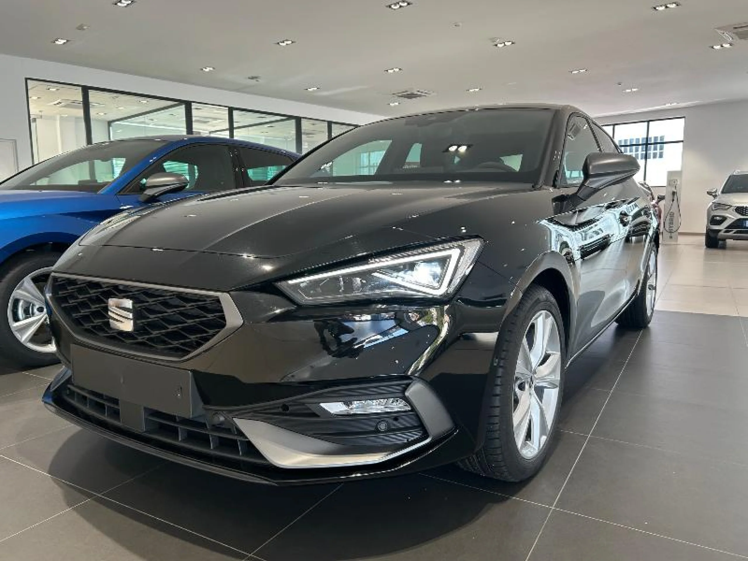 SEAT LEON 1.5 TSI 110KW S&S FR SPECIAL EDITION - Foto 1