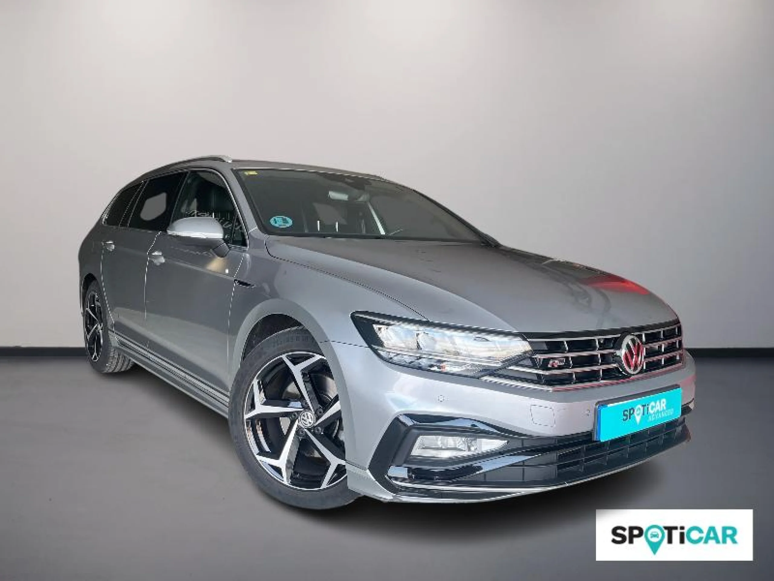 VOLKSWAGEN PASSAT VARIANT R LINE 2.0 TDI 110KW DSG - Foto 1