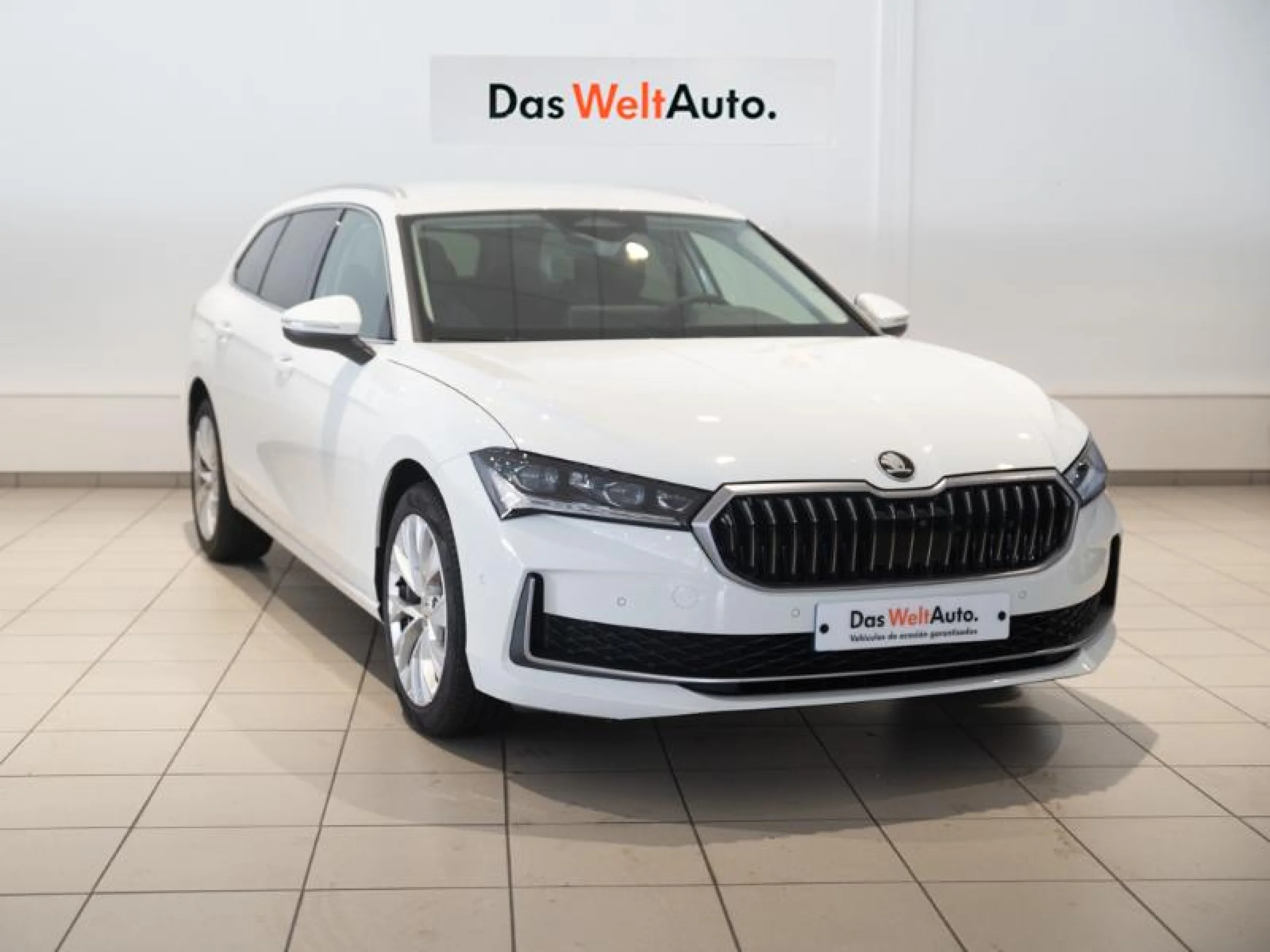 SKODA Superb SUPERB COMBI SUPERB COMBI SELECTION 2,0 TDI 110 KW (150 CV) DSG 7 VEL. - Foto 1