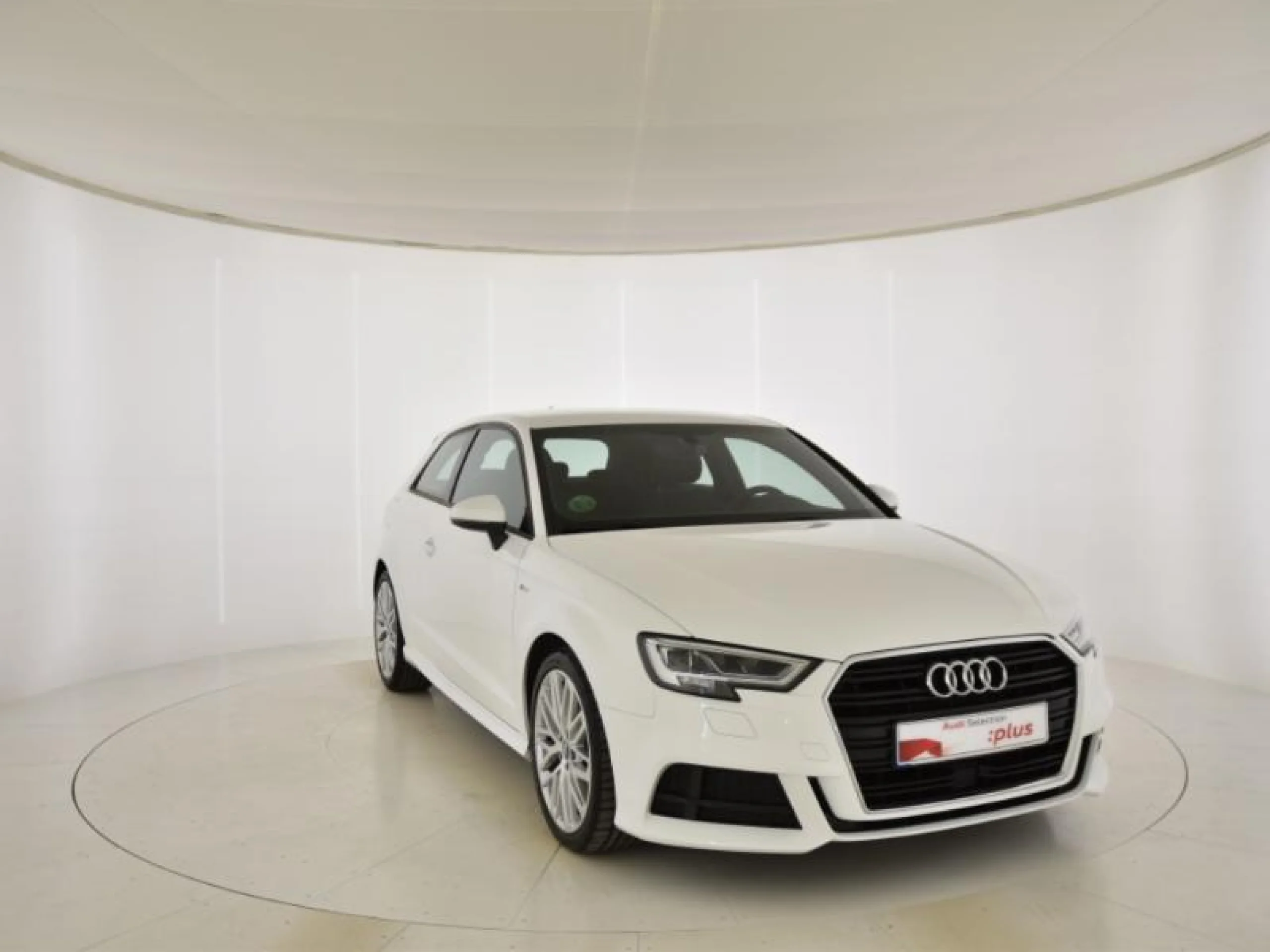 AUDI A3 S LINE EDITION 1.6 TDI - Foto 1