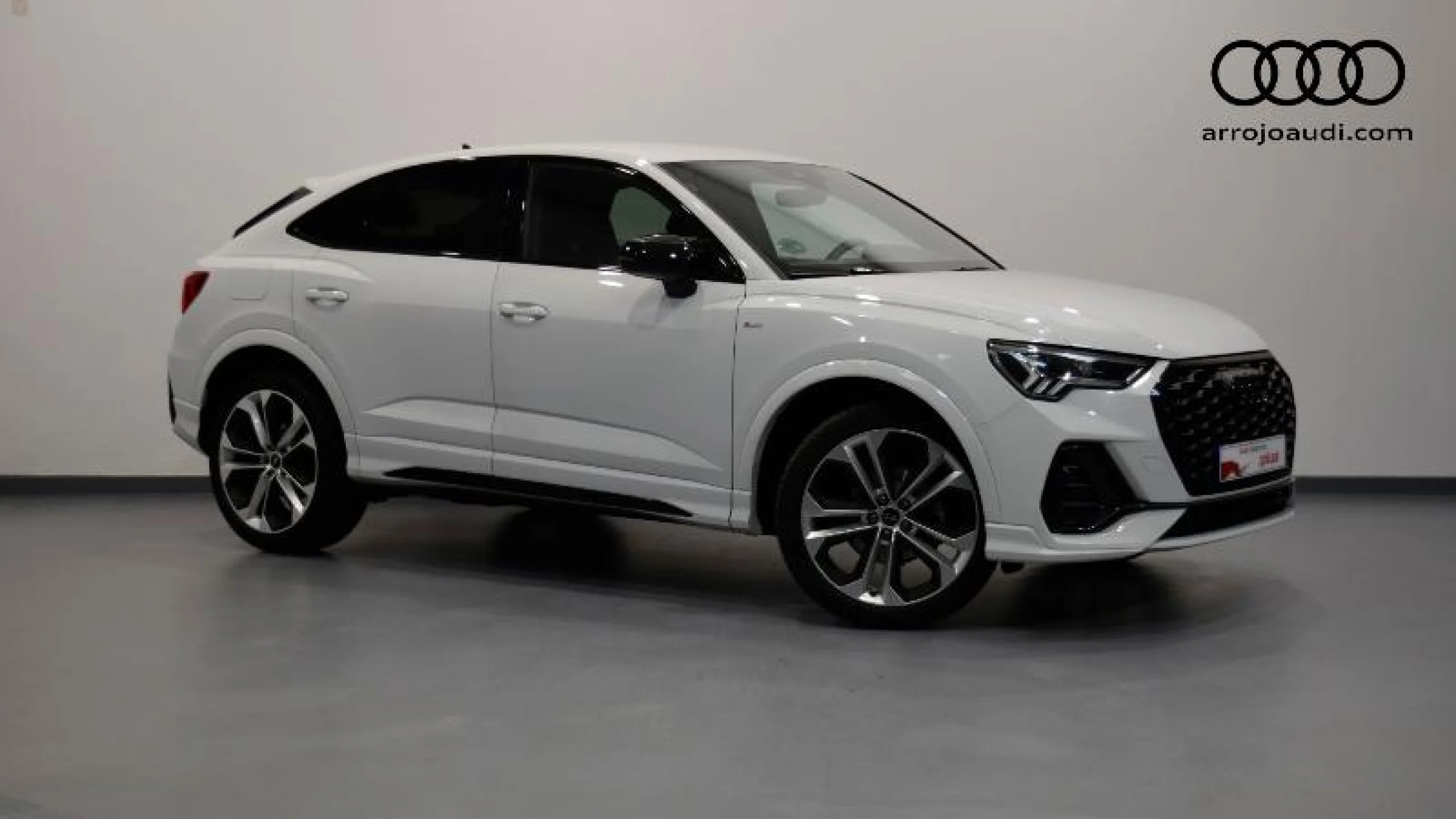 AUDI Q3 SPORTBACK 35 TFSI 110KW(150CV) S TRONIC BLACK LINE - Foto 1